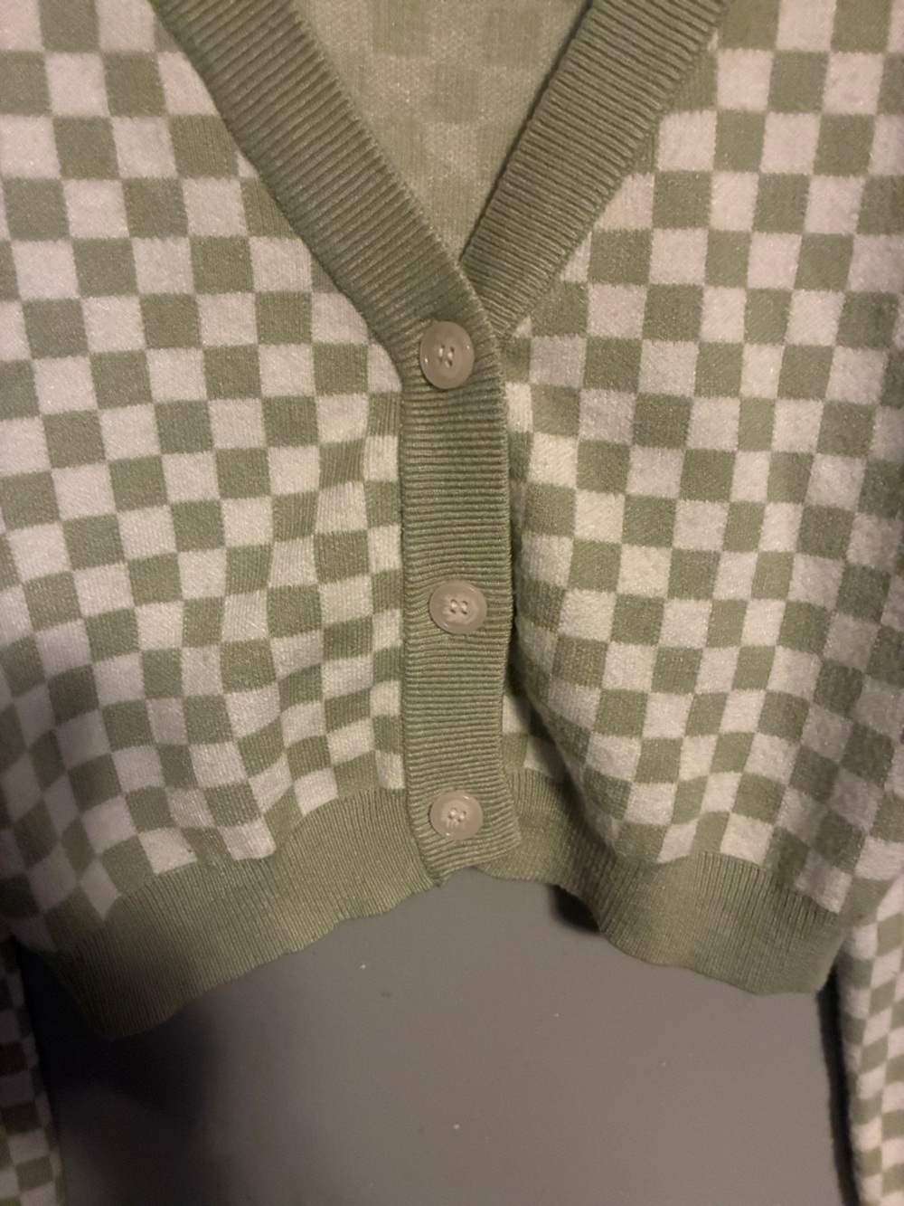 Forever 21 Sage Green & White Checkerboard V-Neck Cardigan - Picture 2 of 4